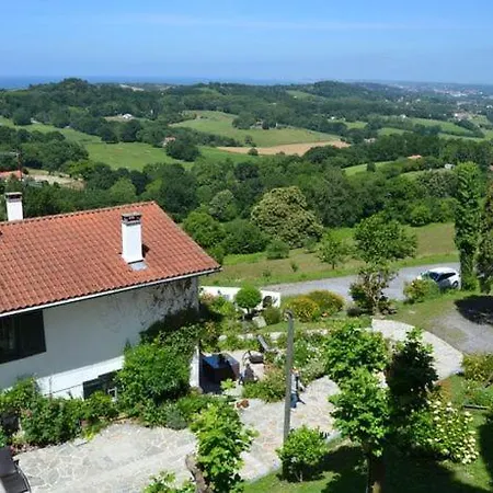 Peroch T4 Avec Jardin Vue Montagnes * Urrugne